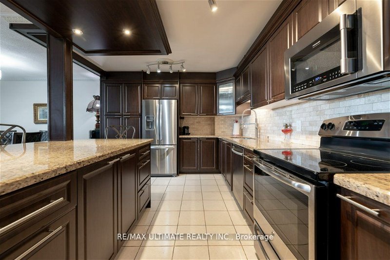Preview image for 714 The West Mall Dr #1810, Toronto