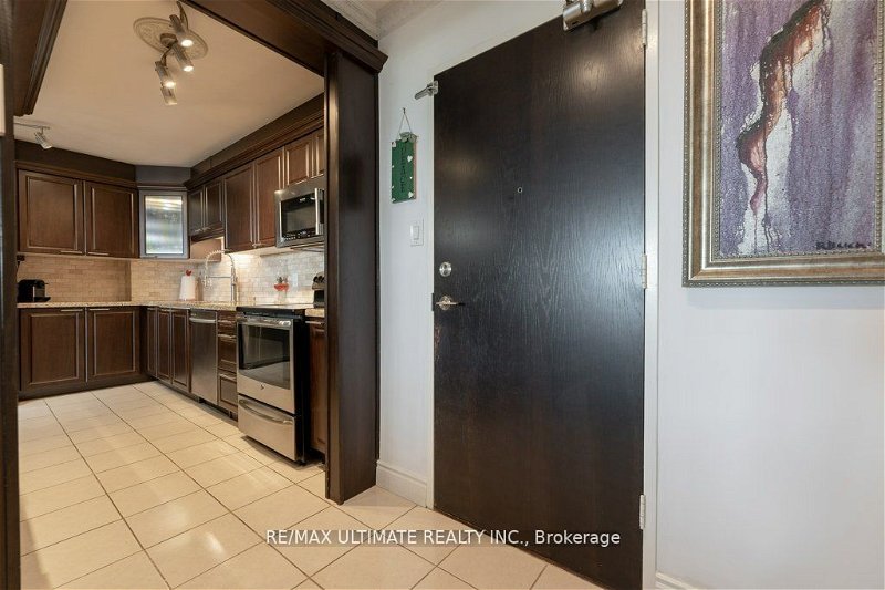 Preview image for 714 The West Mall Dr #1810, Toronto