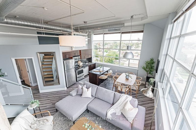 Preview image for 1001 Roselawn Ave #425, Toronto