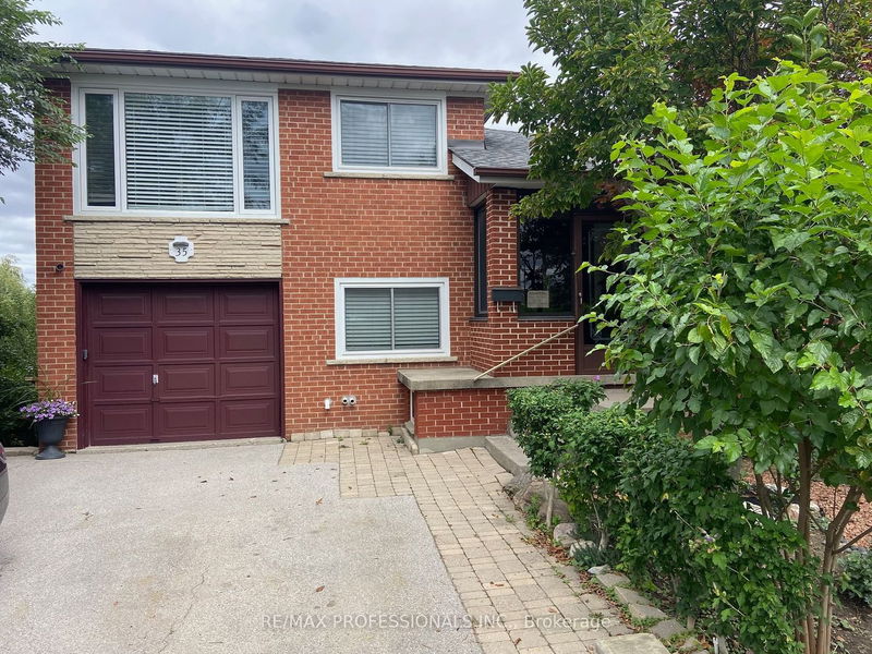 Preview image for 35 Troutbrooke Dr, Toronto