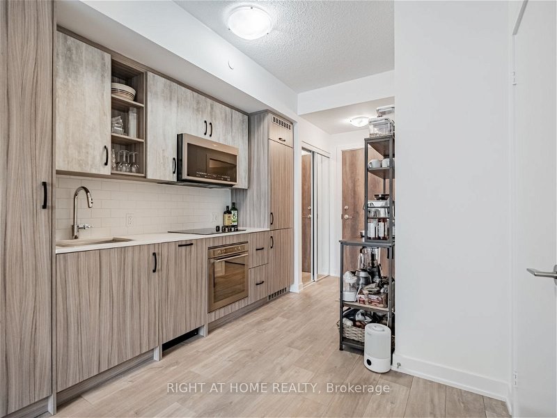 Preview image for 251 Manitoba St #628, Toronto