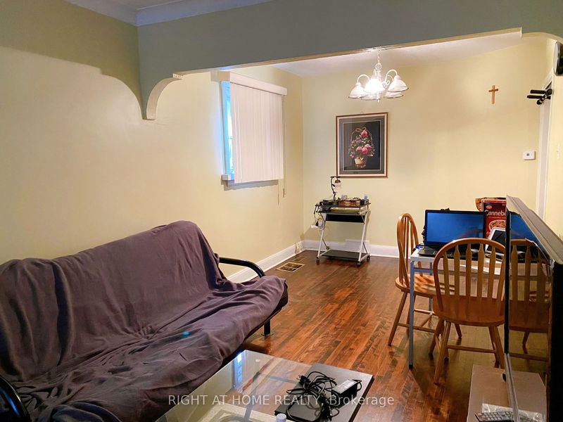 Preview image for 570 Blackthorn Ave, Toronto