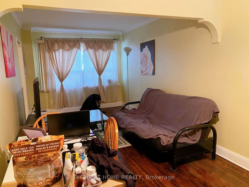 Preview image for 570 Blackthorn Ave, Toronto