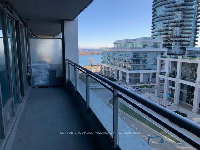 Preview image for 2121 Lakeshore Blvd W #716, Toronto