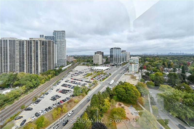 Preview image for 2 Fieldway Rd #403, Toronto