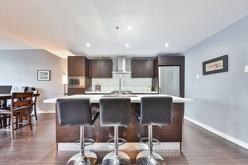 Preview image for 588 Annette St #205, Toronto