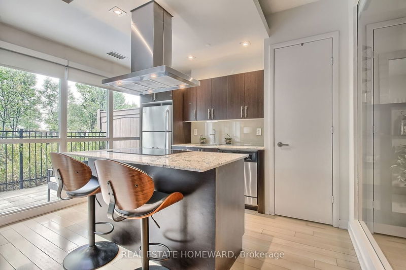 Preview image for 165 Legion Rd N #433, Toronto