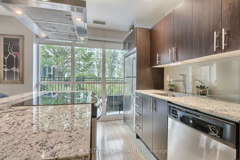 Preview image for 165 Legion Rd N #433, Toronto