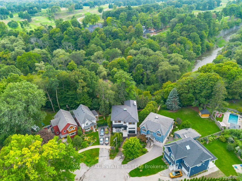Preview image for 67 Jellicoe Ave, Toronto