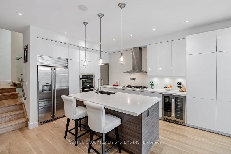 Preview image for 33 Ostend Ave, Toronto