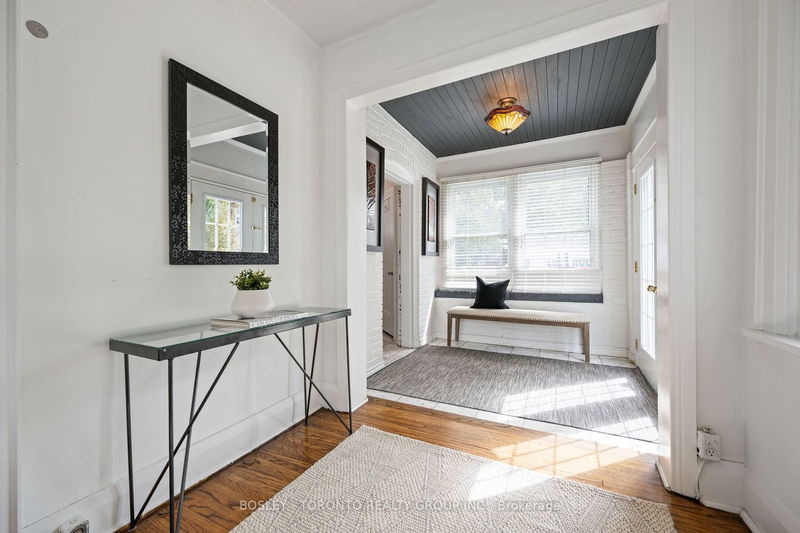 Preview image for 25 Grattan St, Toronto