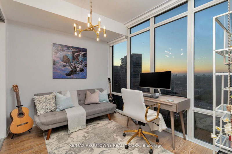 Preview image for 88 Park Lawn Rd #2811, Toronto