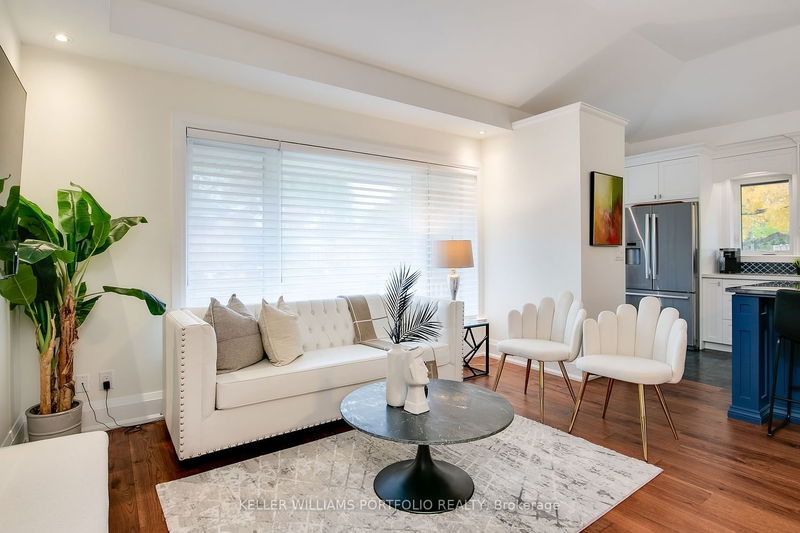 Preview image for 49 Ashbourne Dr, Toronto