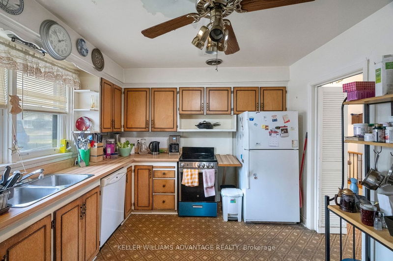 Preview image for 99 Jeffcoat Dr, Toronto