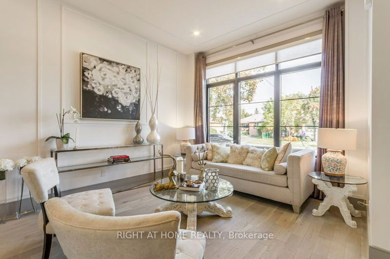Preview image for 118 Martin Grove Rd, Toronto
