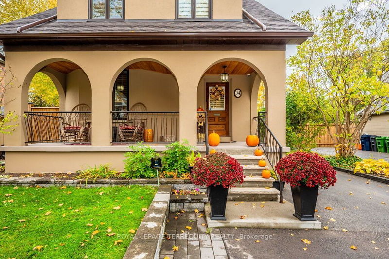 Preview image for 34 Queens Dr, Toronto