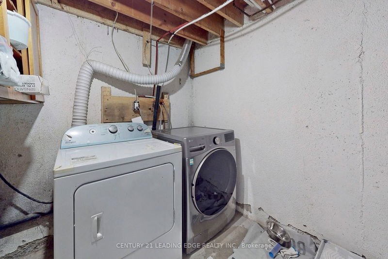 Preview image for 19 Derrydown Rd #10, Toronto