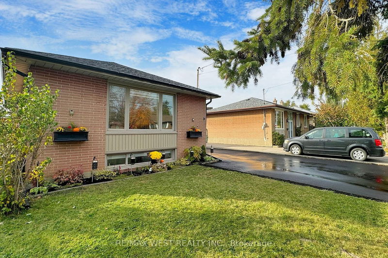 Preview image for 74 Samba Dr, Toronto