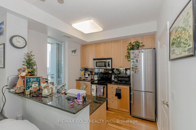 Preview image for 2121 Lakeshore Blvd W #1901, Toronto