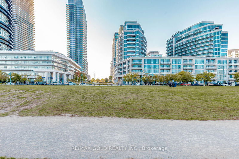 Preview image for 2121 Lakeshore Blvd W #1901, Toronto