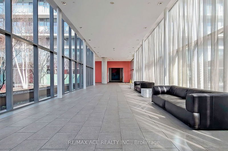 Preview image for 103 The Queensway N/A #812, Toronto