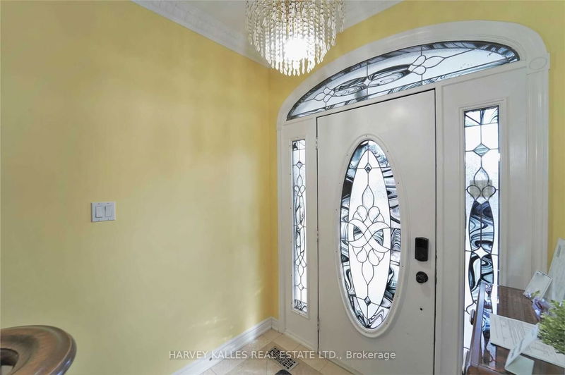 Preview image for 72 Branstone Rd, Toronto