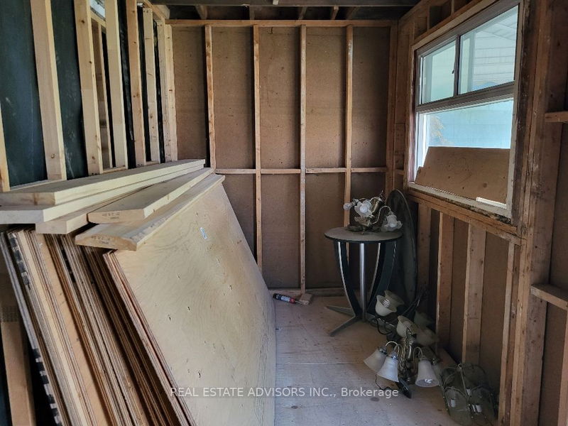 Preview image for 82 Ford St, Toronto