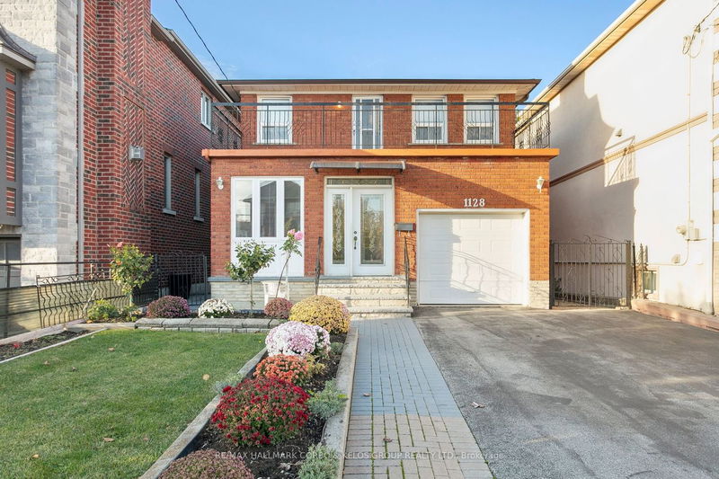 Preview image for 1128 Glengrove Ave W, Toronto