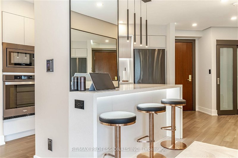 Preview image for 1 Palace Pier Crt #1208, Toronto
