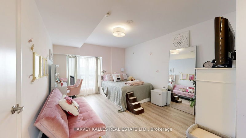 Preview image for 30 Gibbs Rd #Th104, Toronto