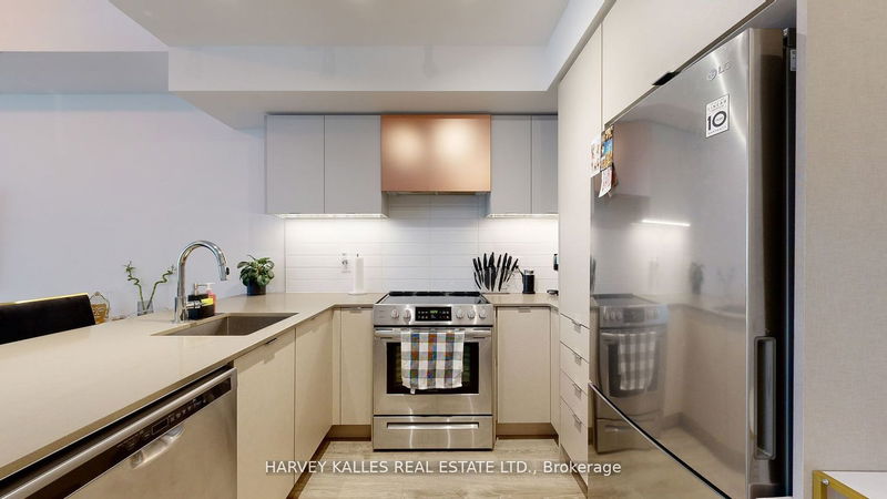 Preview image for 30 Gibbs Rd #Th104, Toronto