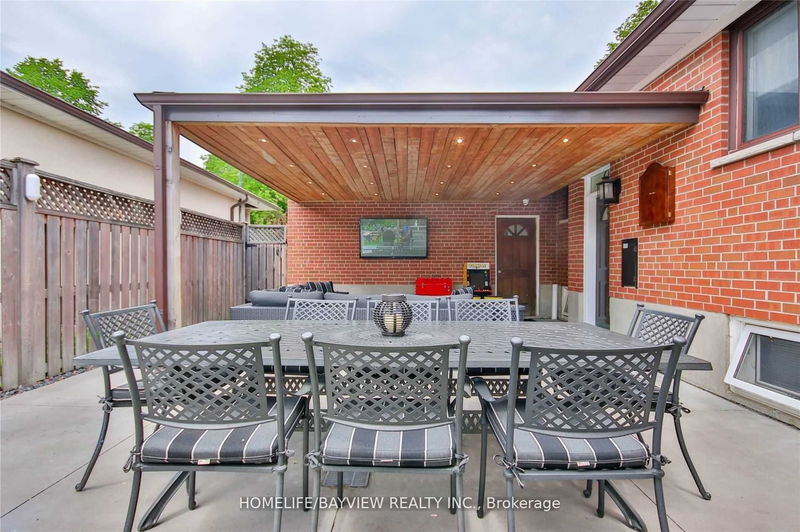 Preview image for 72 Keegan Cres, Toronto