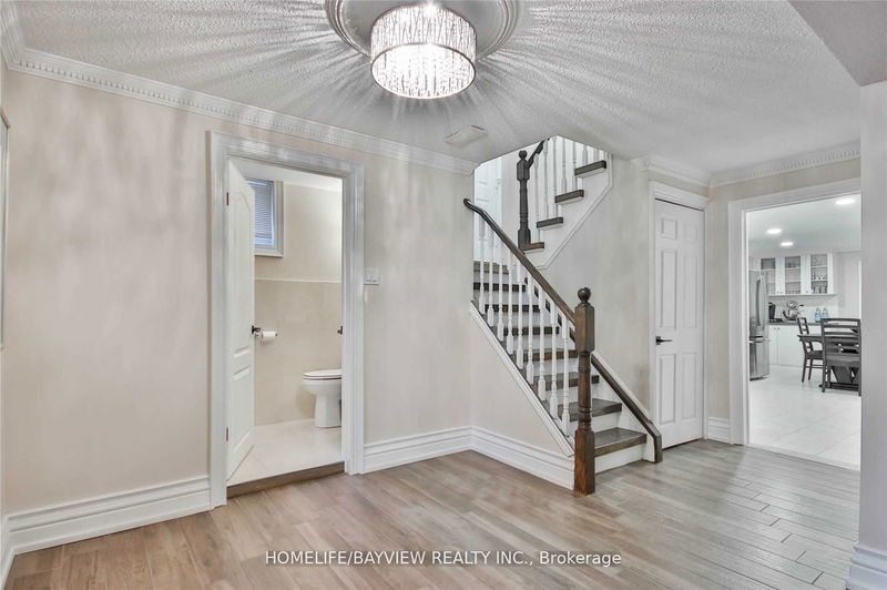 Preview image for 72 Keegan Cres, Toronto