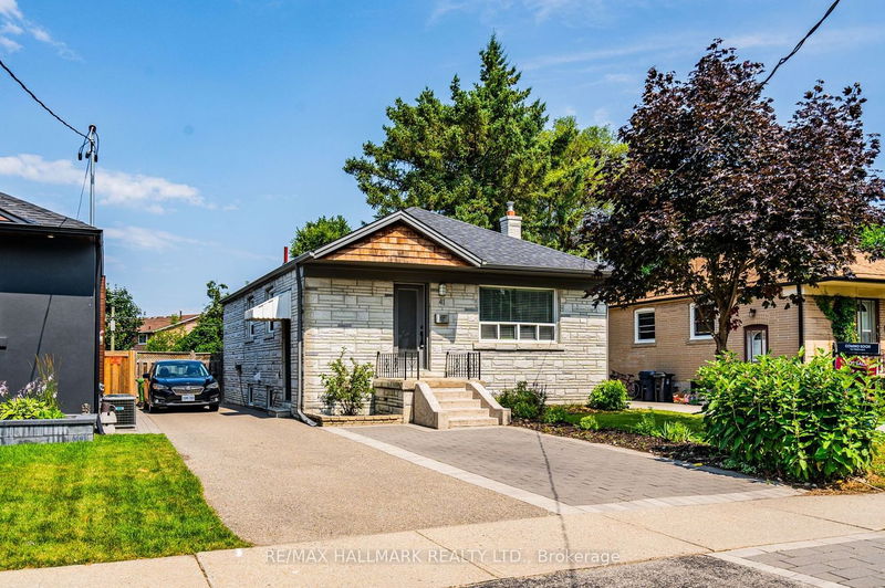 Preview image for 41 Treeview Dr, Toronto