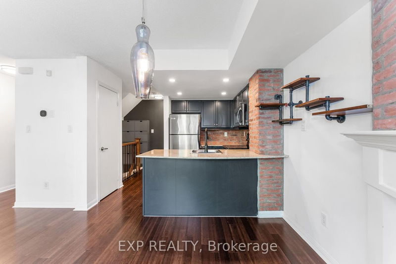 Preview image for 26 Laidlaw St #1507, Toronto