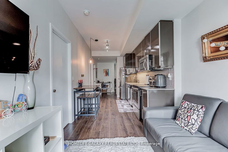 Preview image for 760 The Queens Way #212, Toronto