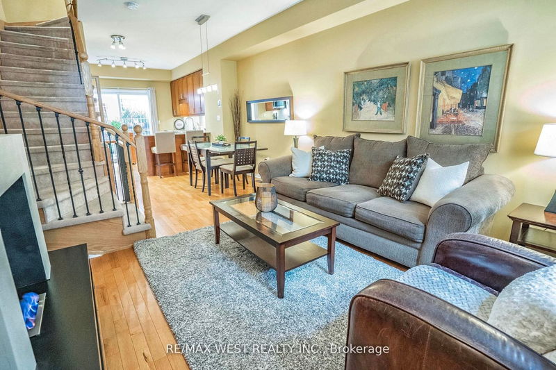 Preview image for 117A The Queensway #102, Toronto