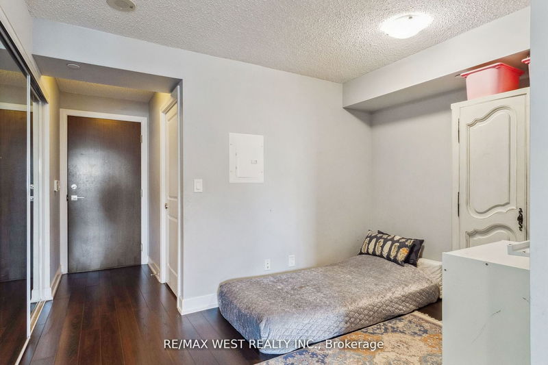 Preview image for 2 Eva Rd S #728, Toronto