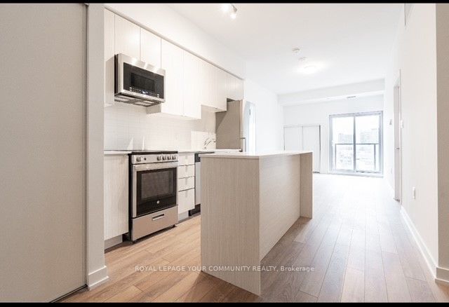 Preview image for 2433 Dufferin St W #706, Toronto