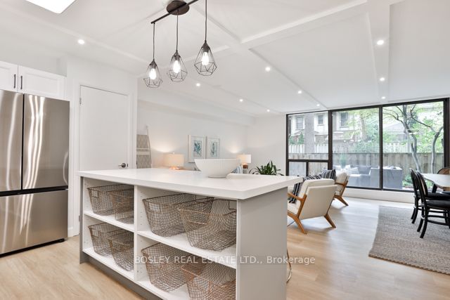 Preview image for 80 Quebec Ave #114, Toronto