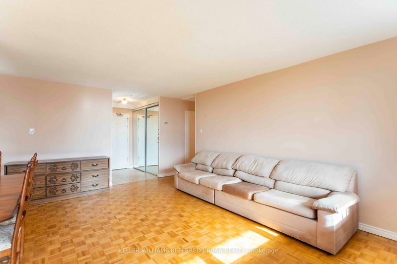 Preview image for 15 La Rose Ave #809, Toronto