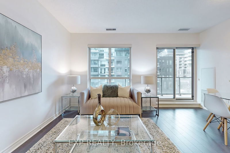 Preview image for 39 Annie Craig Dr #423, Toronto