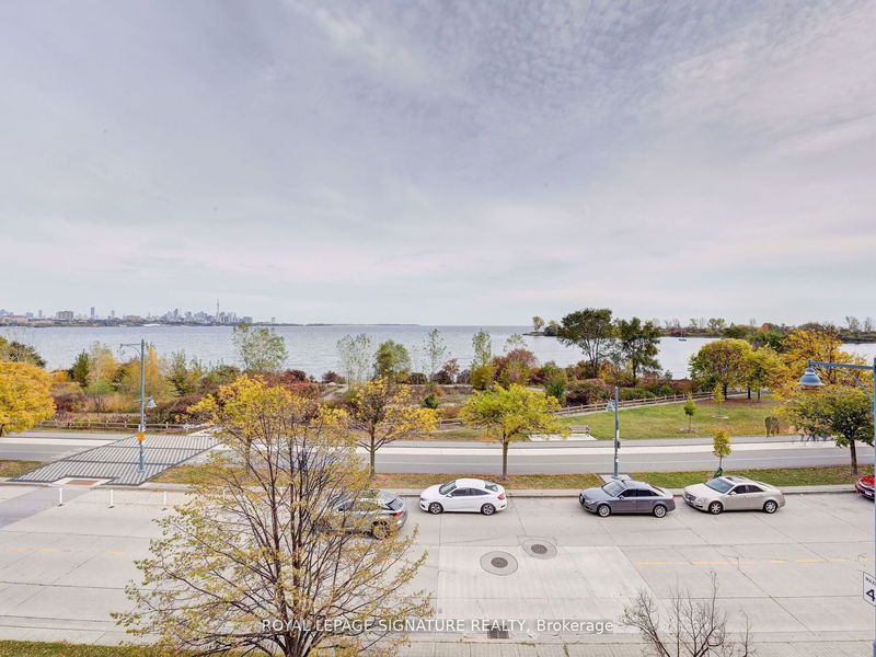 Preview image for 58 Marine Parade Dr #209, Toronto