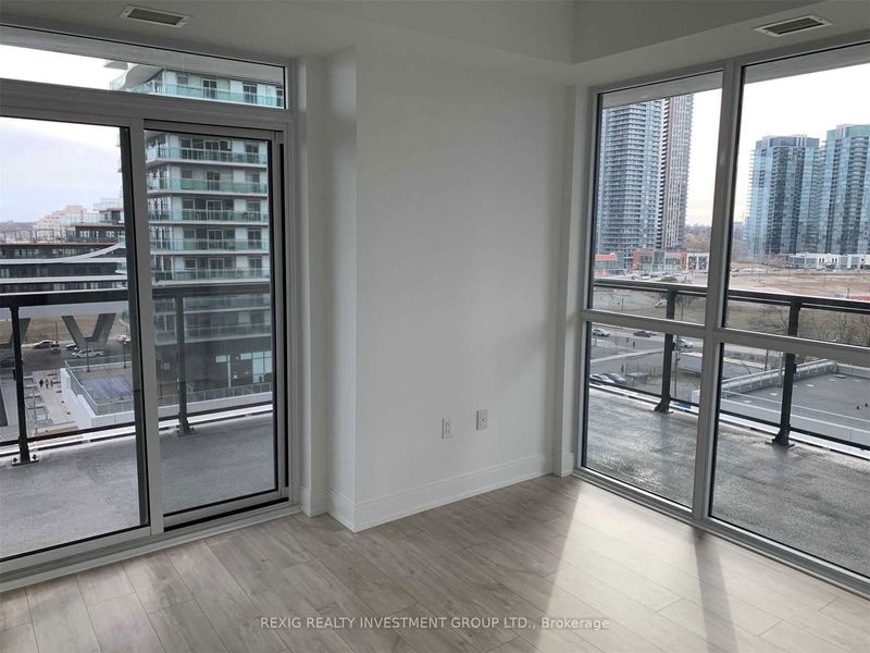 Preview image for 65 Annie Craig Dr #803, Toronto