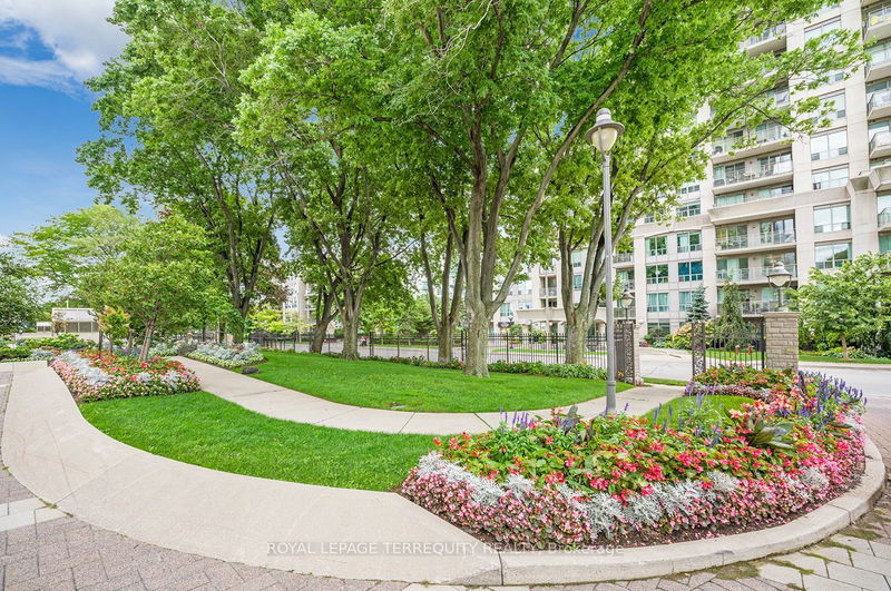 Preview image for 2045 Lake Shore Blvd W #1709, Toronto