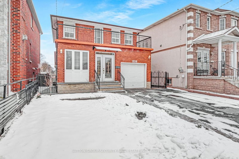 Preview image for 1128 Glengrove Ave W, Toronto
