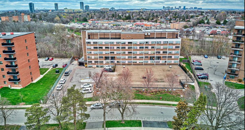 Preview image for 188 Mill St S #202, Brampton