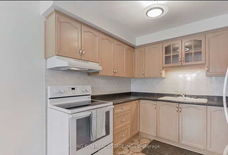 Preview image for 46 Hisey Cres, Toronto