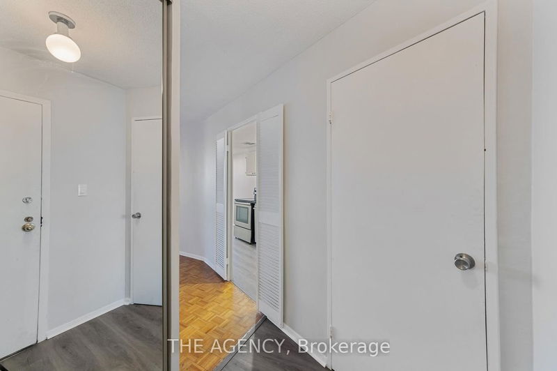 Preview image for 11 Wincott Dr #1902, Toronto