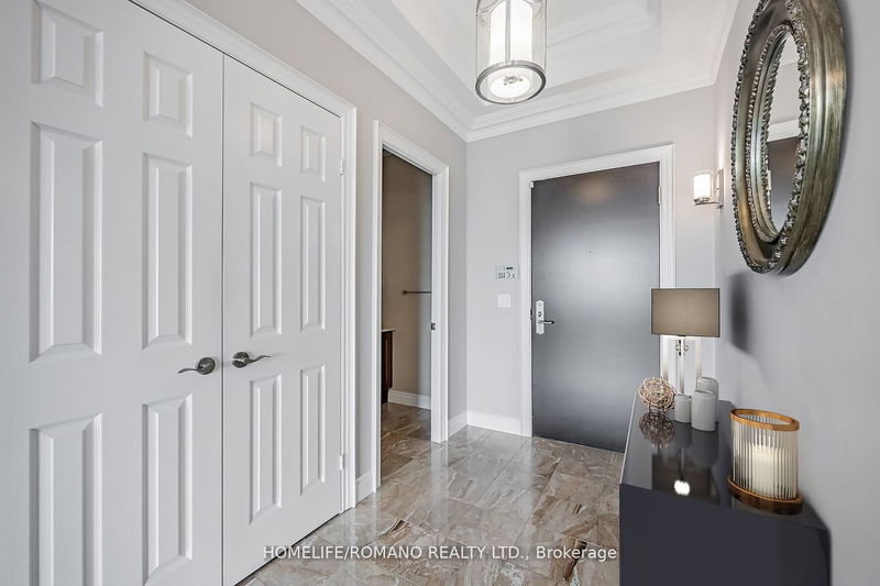 Preview image for 1135 Royal York Rd #1102, Toronto